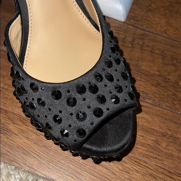 Black Studded Pumps - Picture 3 of 4